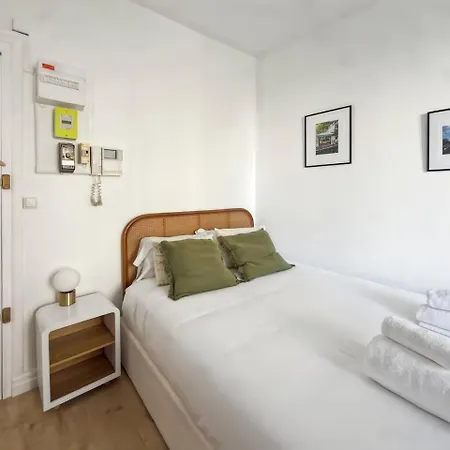 Apartment Chic Et Renove Pres Du Canal Saint Martin *